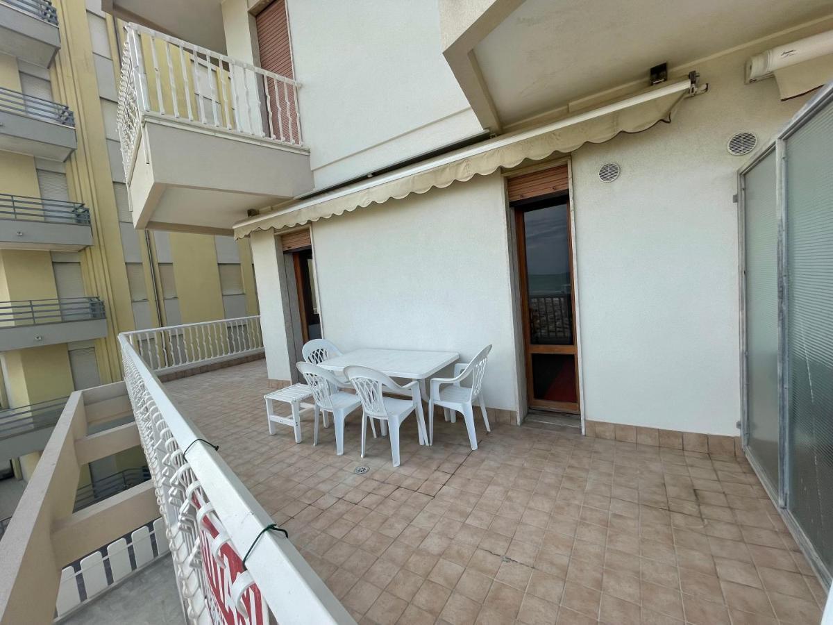 Fronte Mare-Residence Union 9 ลิโดดิเยโซโล ภายนอก รูปภาพ